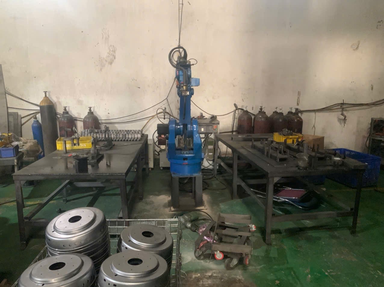 Robotic Welding Station