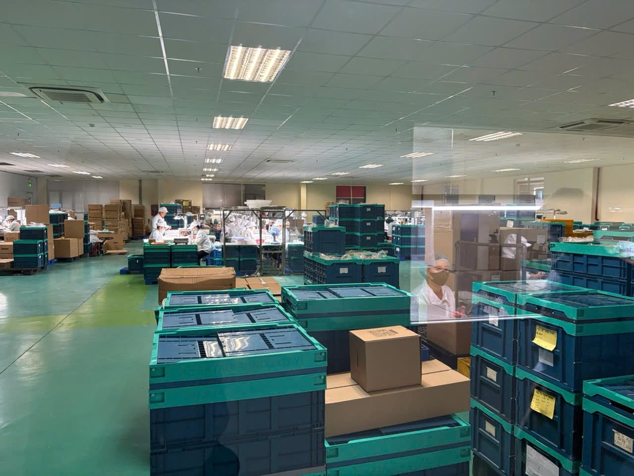 Assembly line at Katagiry Industry Viet Nam, a DEWIN-verified Vietnamese supplier facility