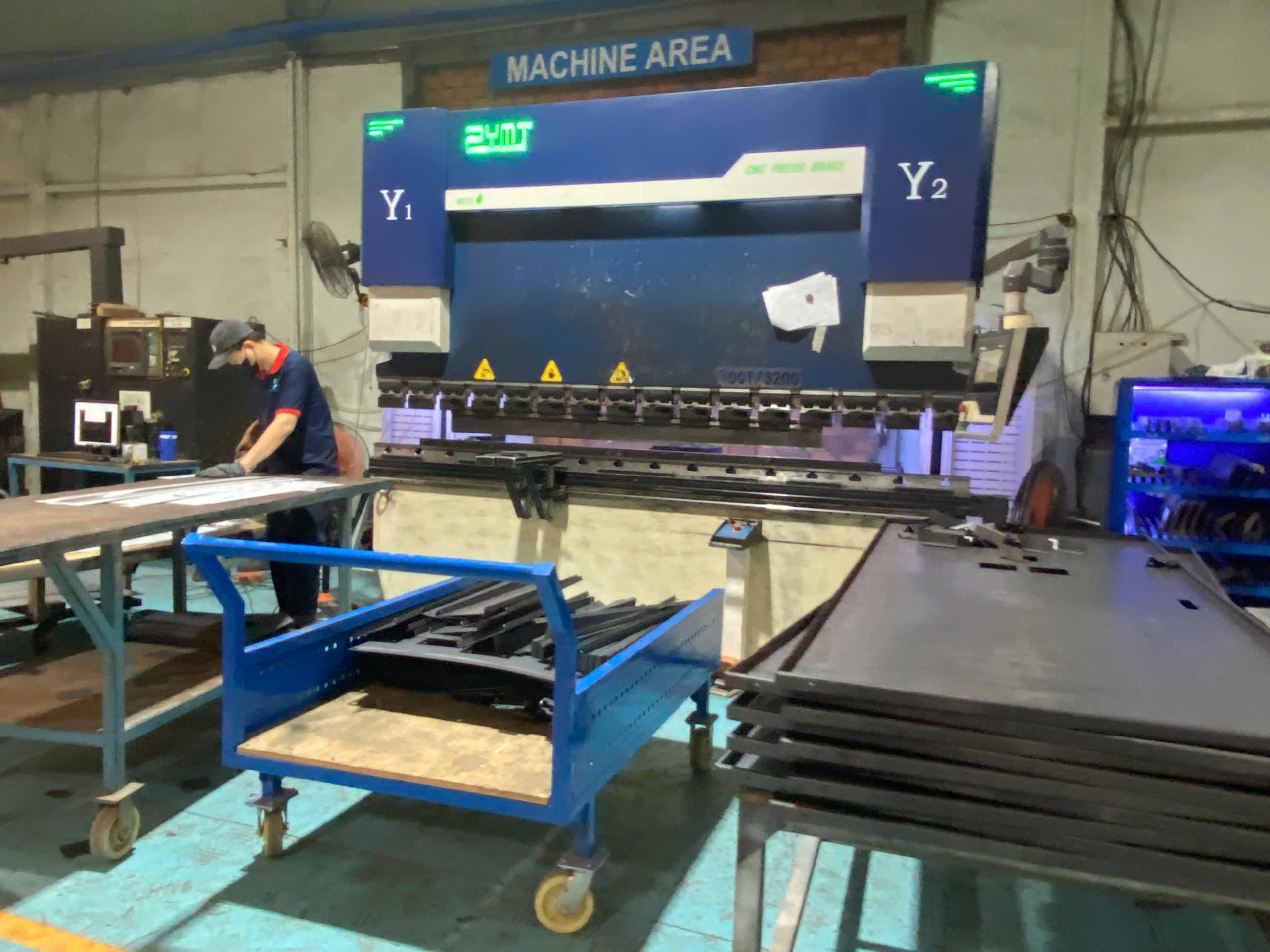 Press brake forming sheet metal at Greenfield Technology Engineering, a DEWIN-verified Vietnamese supplier facility