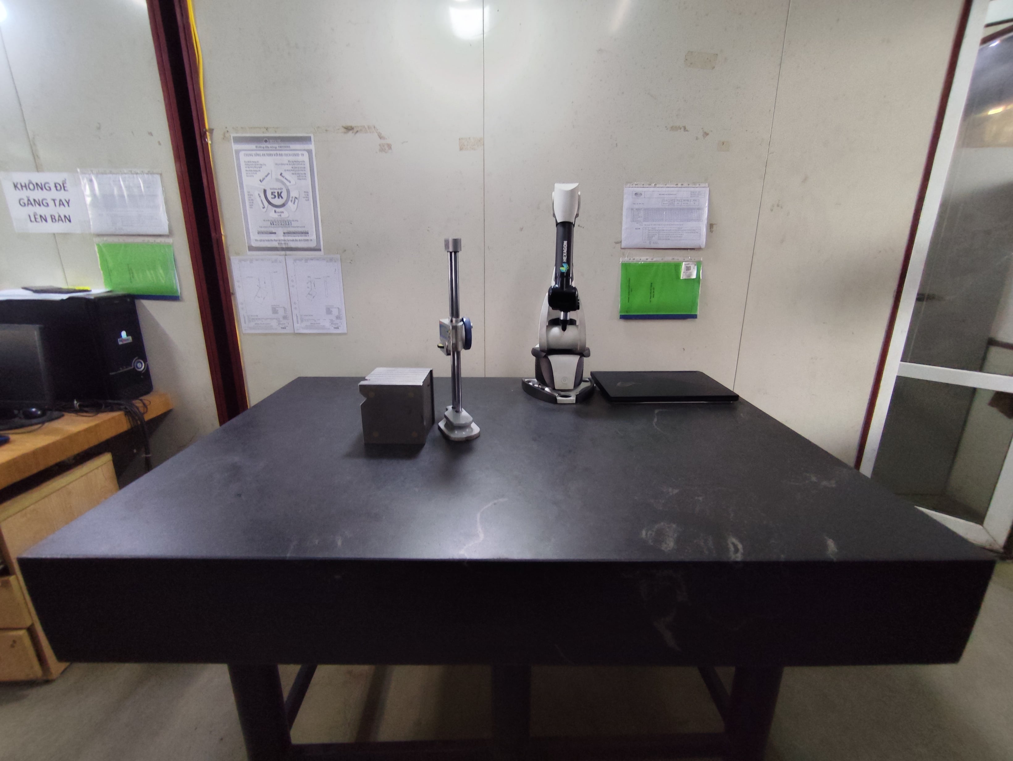 Coordinate measuring machine used for dimensional inspection at Eco Viet Nam, a DEWIN-verified Vietnamese supplier facility